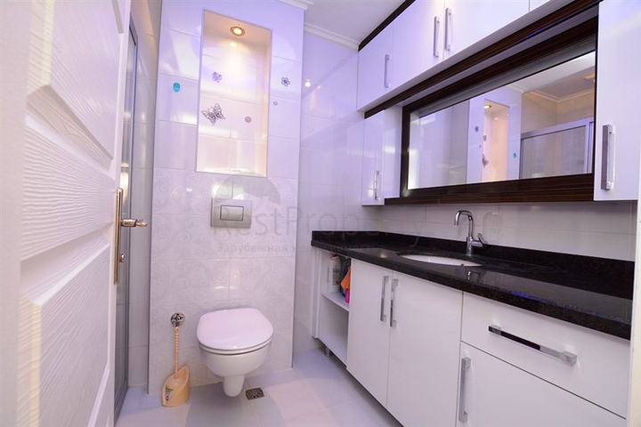 شقة مؤثثة ضمن مجمع فاخر في منطقة محمودلار – ألانيا