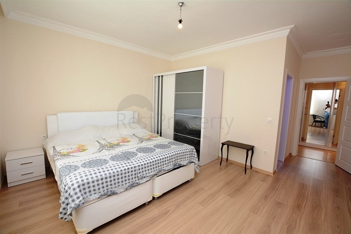 شقة مؤثثة ضمن مجمع فاخر في منطقة محمودلار – ألانيا