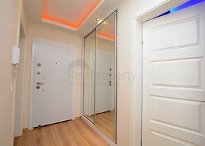 شقة مؤثثة ضمن مجمع فاخر في منطقة محمودلار – ألانيا