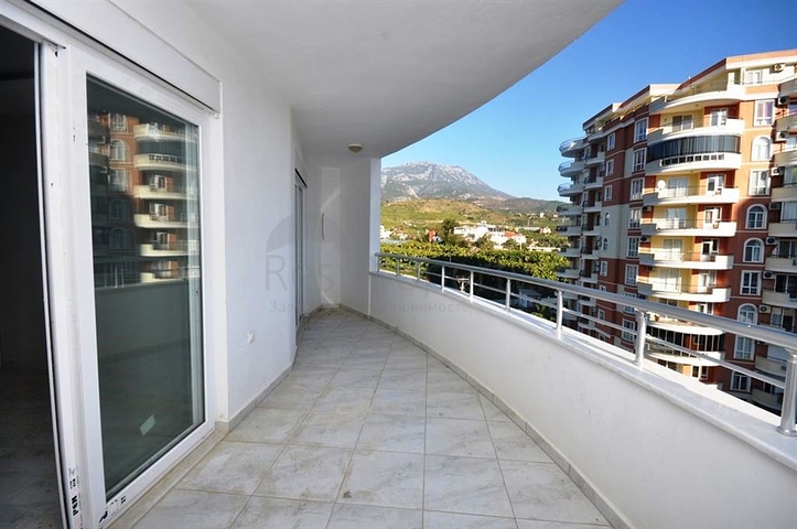 شقة بتخطيط 1+1 في منطقة محمودلار – ألانيا