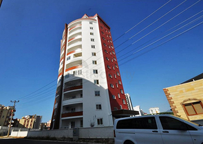 شقة بتخطيط 1+1 في منطقة محمودلار – ألانيا