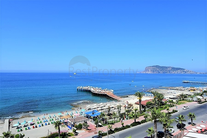 مشروع قيد الإنشاء على الخط الاول من البحر في منطقة أوبا – ألانيا