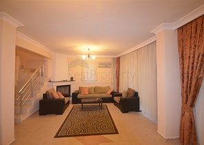 فيلا مؤثثة واسعة في فتحية