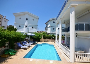 فيلا مؤثثة مع بركة سباحة خاصة في فتحية