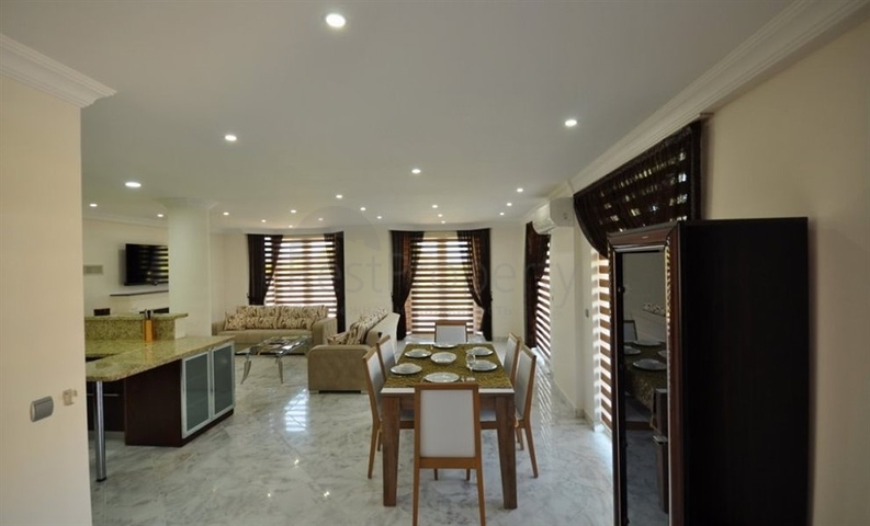 فيلا مؤثثة بإطلالة مباشرة على البحر في فتحية