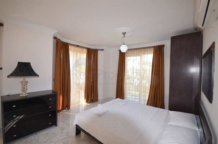 فيلا مؤثثة بإطلالة مباشرة على البحر في فتحية