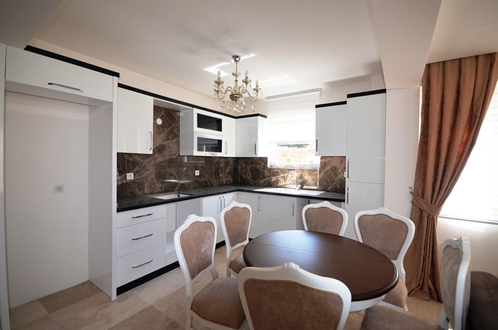 فيلا مؤثثة بتصميم مميز في فتحية