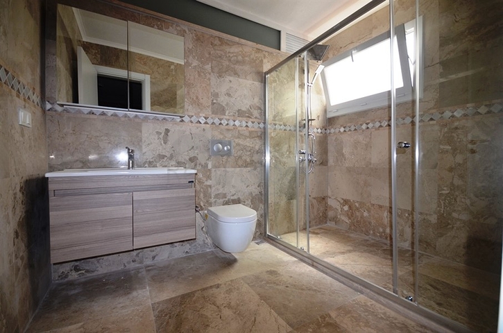 فيلا مؤثثة بتصميم مميز في فتحية