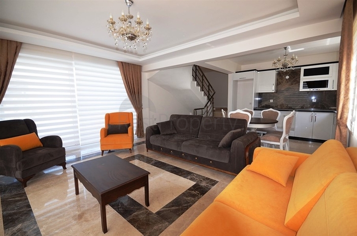 فيلا مؤثثة بتصميم مميز في فتحية