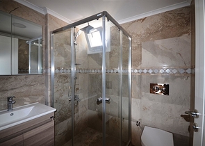 فيلا مؤثثة بتصميم مميز في فتحية