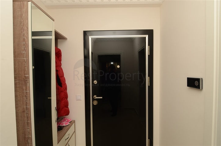 شقة بتخطيط 1+1 ضمن مجمع سكني في منطقة جيكجيلي – ألانيا