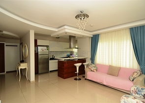 شقق ضمن مجمع سكني حديث في منطقة كاستل – ألانيا