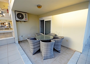 شقة مؤثثة مع تراس واسع في منطقة أفسلار من ألانيا