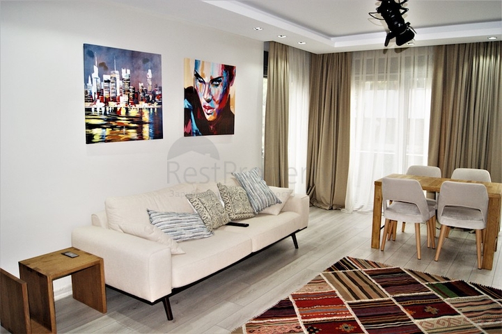 شقة مؤثثة بتصميم مميز في منطقة كونيالتي من أنطاليا