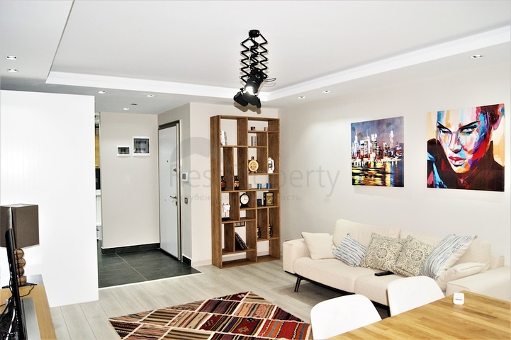 شقة مؤثثة بتصميم مميز في منطقة كونيالتي من أنطاليا