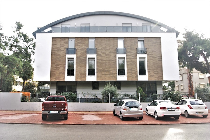 شقة مؤثثة بتصميم مميز في منطقة كونيالتي من أنطاليا