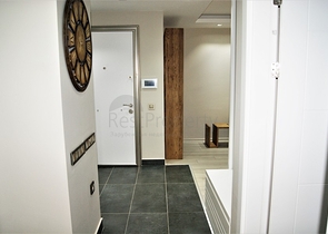 شقة مؤثثة بتصميم مميز في منطقة كونيالتي من أنطاليا