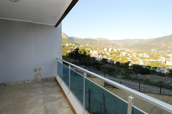 شقة بتخطيط 1+1 ضمن مجمع فاخر في منطقة جيكجيلي في ألانيا