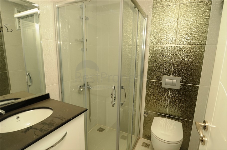 شقة بتخطيط 1+1 ضمن مجمع فاخر في منطقة جيكجيلي في ألانيا