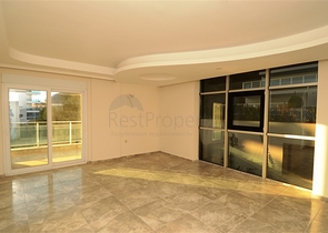 شقة عائلية كبيرة في منطقة جيكجيلي في ألانيا