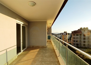 شقة عائلية كبيرة في منطقة جيكجيلي في ألانيا