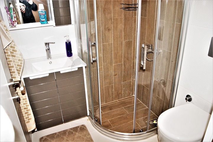 شقة مؤثثة ضمن مجمع سكني في منطقة ليمان كونيالتي من مدينة أنطاليا