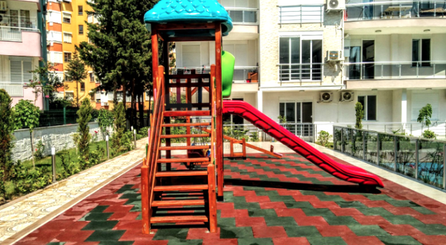 شقة مؤثثة ضمن مجمع سكني في منطقة ليمان كونيالتي من مدينة أنطاليا