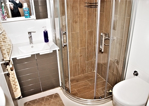 شقة مؤثثة ضمن مجمع سكني في منطقة ليمان كونيالتي من مدينة أنطاليا