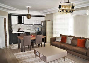 شقة مؤثثة ضمن مجمع سكني في منطقة ليمان كونيالتي من مدينة أنطاليا