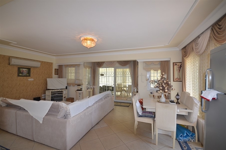 فيلا مؤثثة ومميزة في فتحية