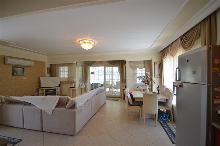 فيلا مؤثثة ومميزة في فتحية