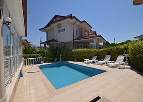 فيلا مؤثثة ومميزة في فتحية