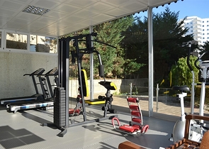 شقة مؤثثة بمساحة واسعة في منطقة محمودلار من ألانيا