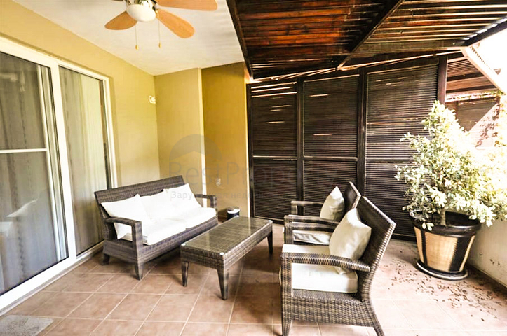 شقة مؤثثة ضمن مجمع سكني رائع في منطقة توسمور من ألانيا