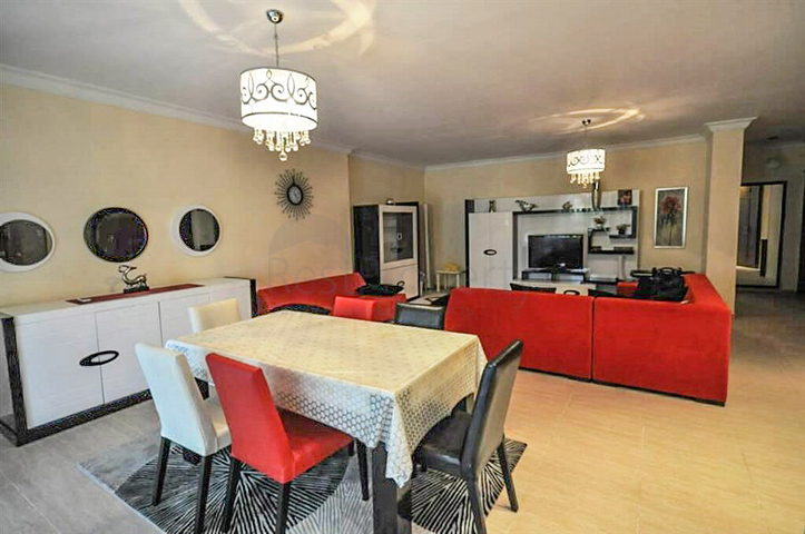 شقة مؤثثة ضمن مجمع سكني رائع في منطقة توسمور من ألانيا