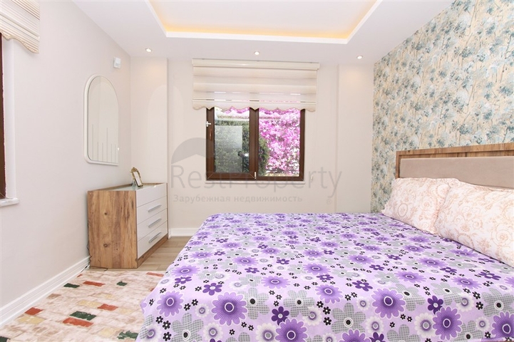 فيلا باطلالات بانورامية ساحرة في ألانيا