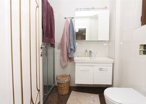 فيلا باطلالات بانورامية ساحرة في ألانيا