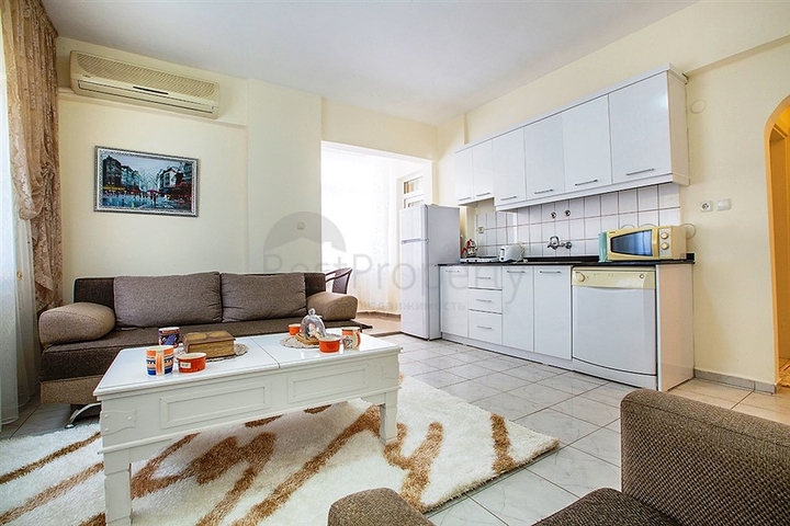 شقة مؤثثة في وسط منطقة محمودلار في ألانيا