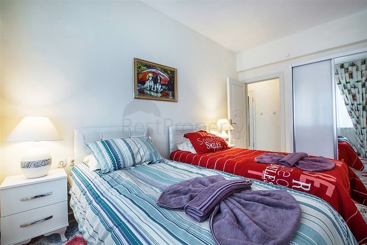 شقة مؤثثة في وسط منطقة محمودلار في ألانيا