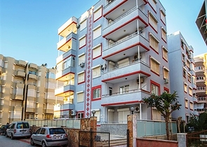 شقة مؤثثة في وسط منطقة محمودلار في ألانيا