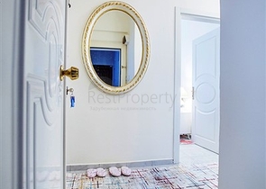 شقة مؤثثة في وسط منطقة محمودلار في ألانيا