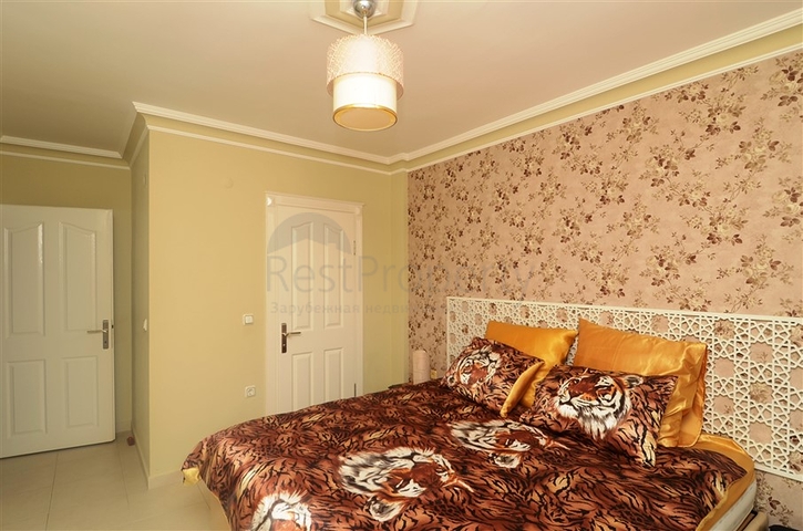 دوبلكس مؤثثة بإطلالات ساحرة في منطقة محمودلار من لانيا