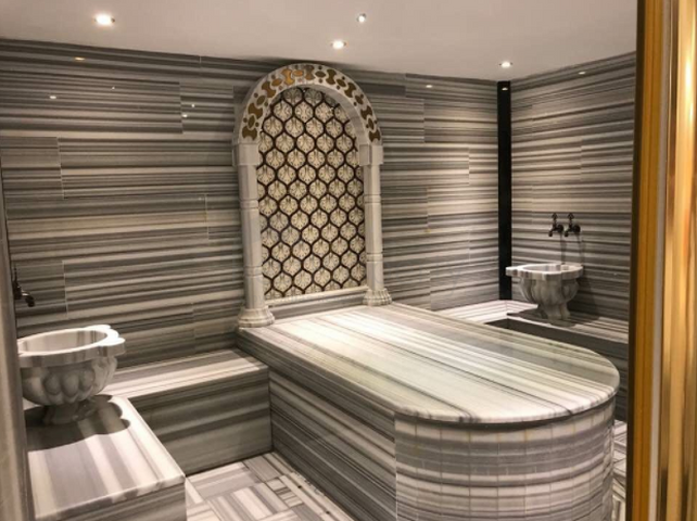 فيلا فاخرة مع بركة سباحة خاصة في في كيمير