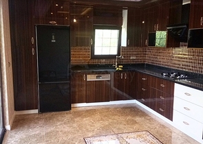 فيلا فاخرة مع بركة سباحة خاصة في في كيمير