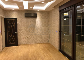 فيلا فاخرة مع بركة سباحة خاصة في في كيمير