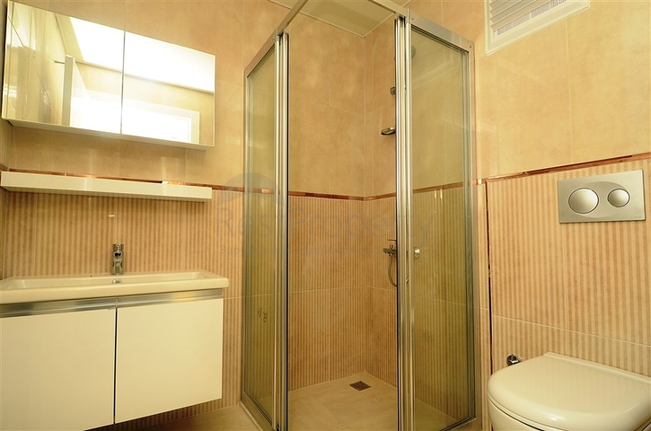 شقق فاخرة ضمن مجمع سكني حديث في كاستل / الانيا 