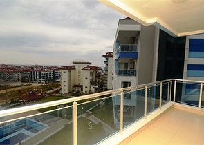 شقق فاخرة ضمن مجمع سكني حديث في كاستل / الانيا 