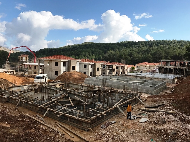 مجمع فلل حديثة في الانيا 