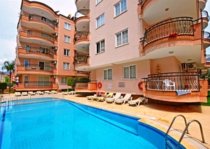 شقة مفروشة - تصميم غرفتين وصالة - في اوبا / الانيا 