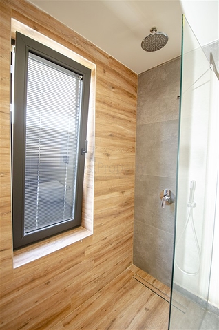 4 + 2 و 5 + 1 فلل ضمن مجمع  في أنطاليا